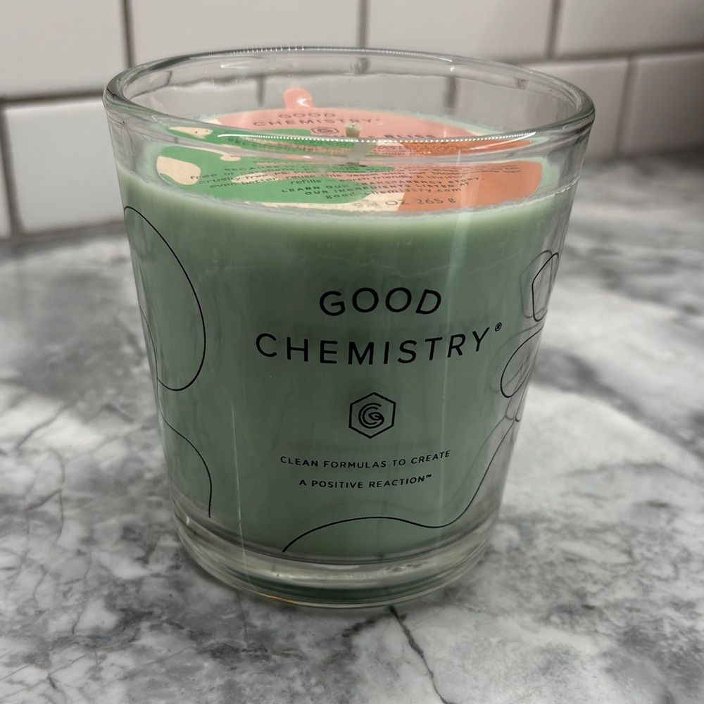 Good Chemistry Green eucalyptus Scented Candle